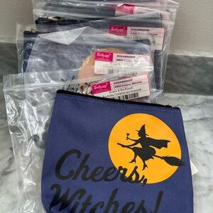 One (1) Thirty one Cheers Witches snack and go pouch- 5avail4bundle ($30 bundle)
